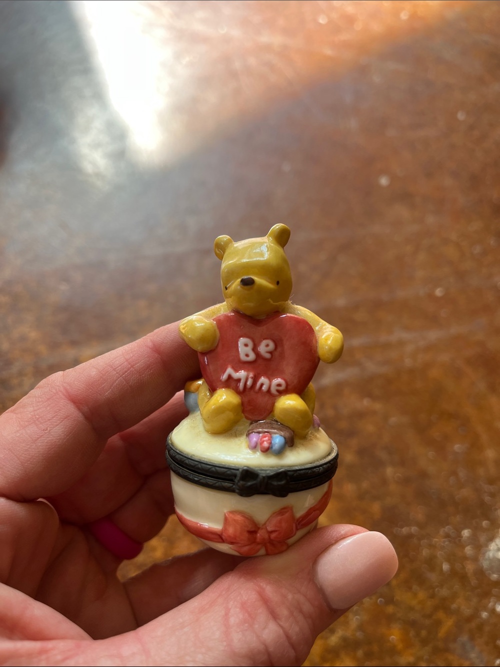 Winnie the Pooh trinket box - valentines